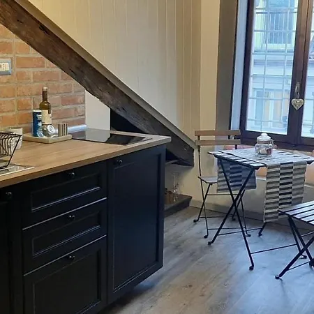 Apartment Mansarda Nel Cuore Della Citta