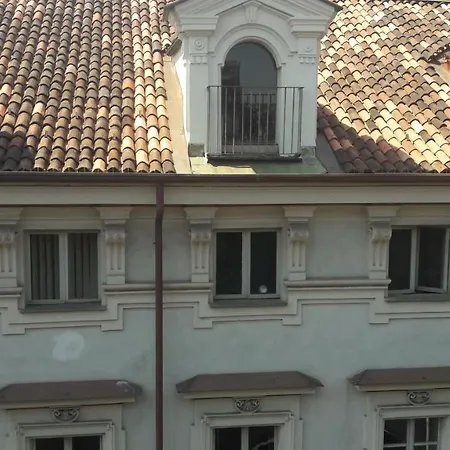 Apartment Mansarda Nel Cuore Della Citta Turin
